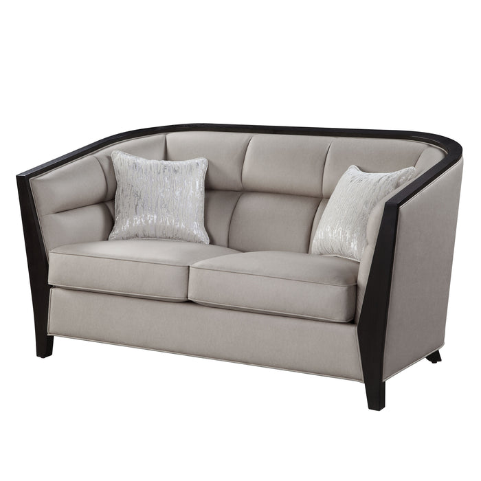 Loveseat w/2 Pillows