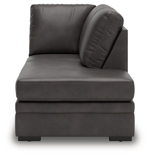 Lofton-Pike Sectional with Chaise - Imperial Furniture (Las Vegas, NV) - Multi Location