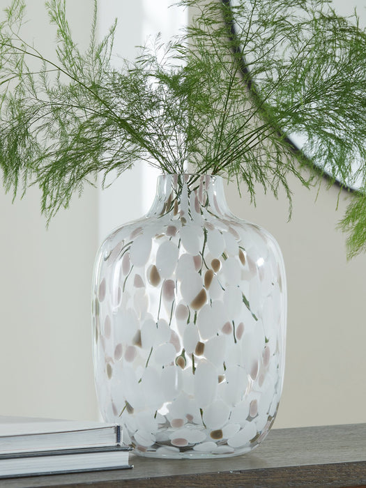 Keelton Vase - Imperial Furniture (Las Vegas, NV) - Multi Location