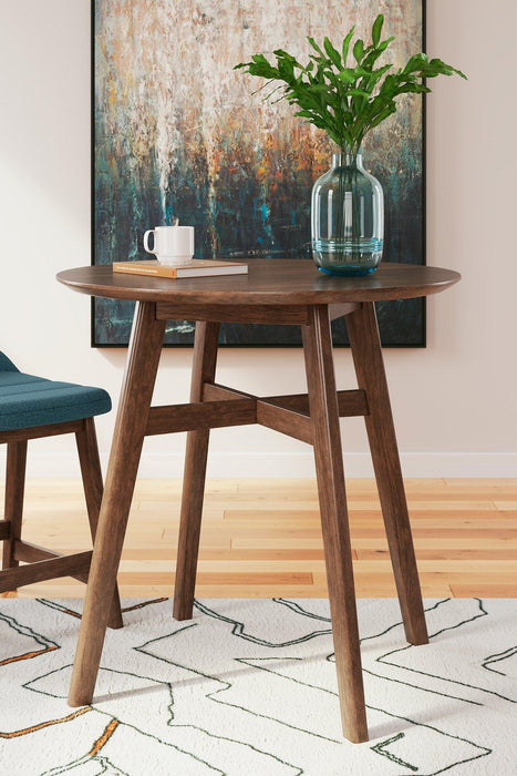 Lyncott Dining Room Set - Imperial Furniture (Las Vegas, NV) - Multi Location