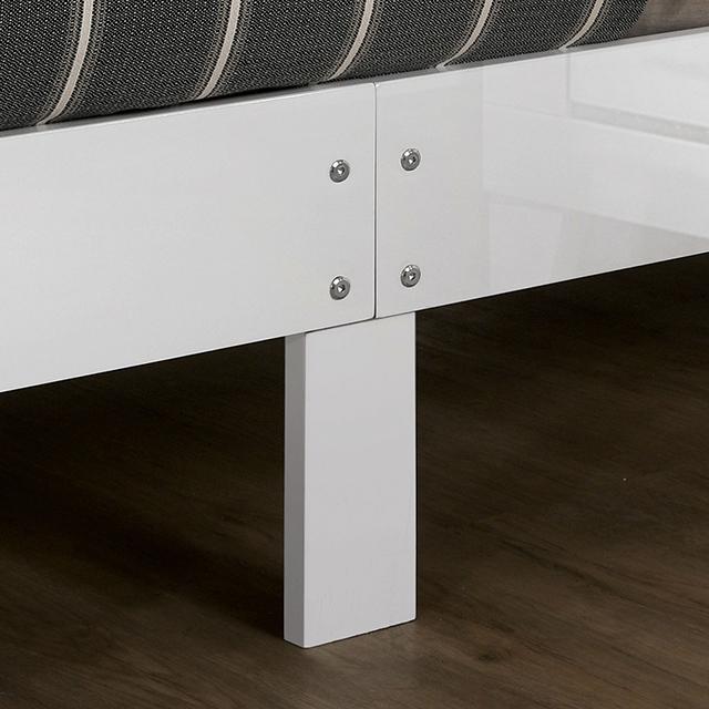 MAGDEBURG Cal.King Bed, Black & White - Imperial Furniture (Las Vegas, NV) - Multi Location