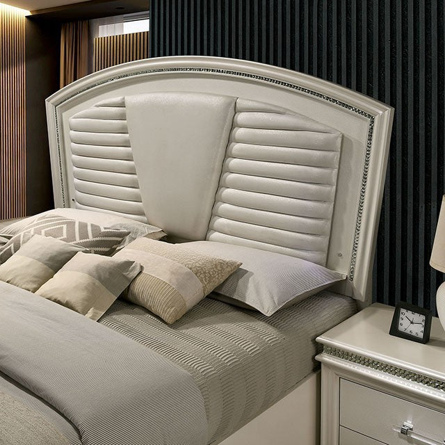 Maddie Bed White & Silver - Imperial Furniture (Las Vegas, NV) - Multi Location